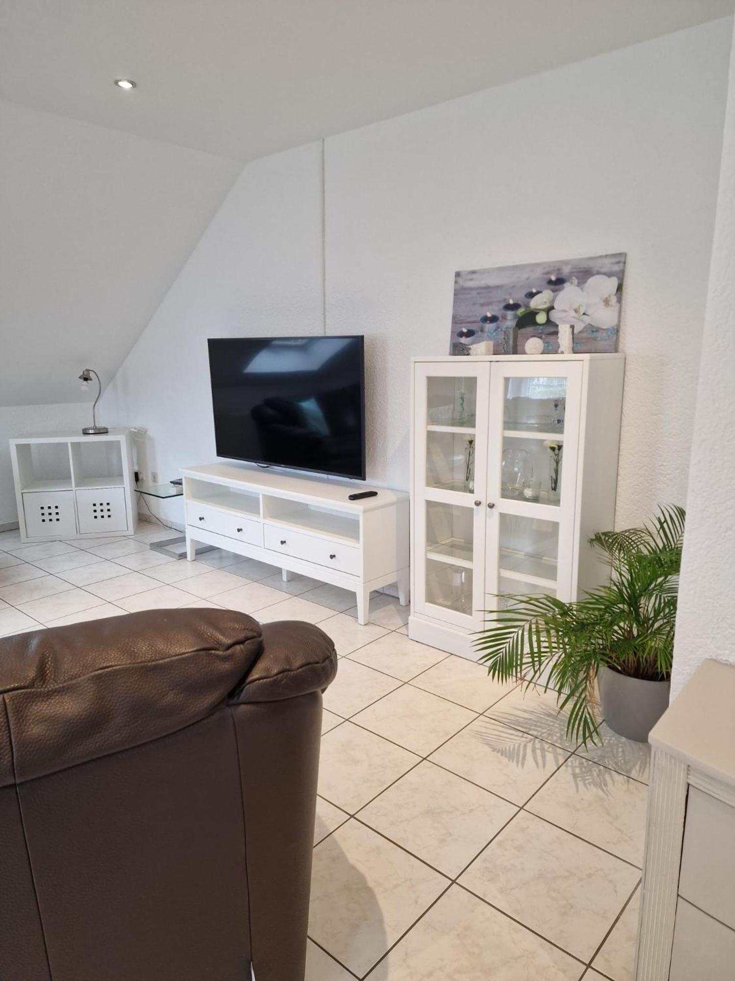 Quickstay Apartments - Ferienwohnung In Miesau Bruchmühlbach-Miesau Exterior foto