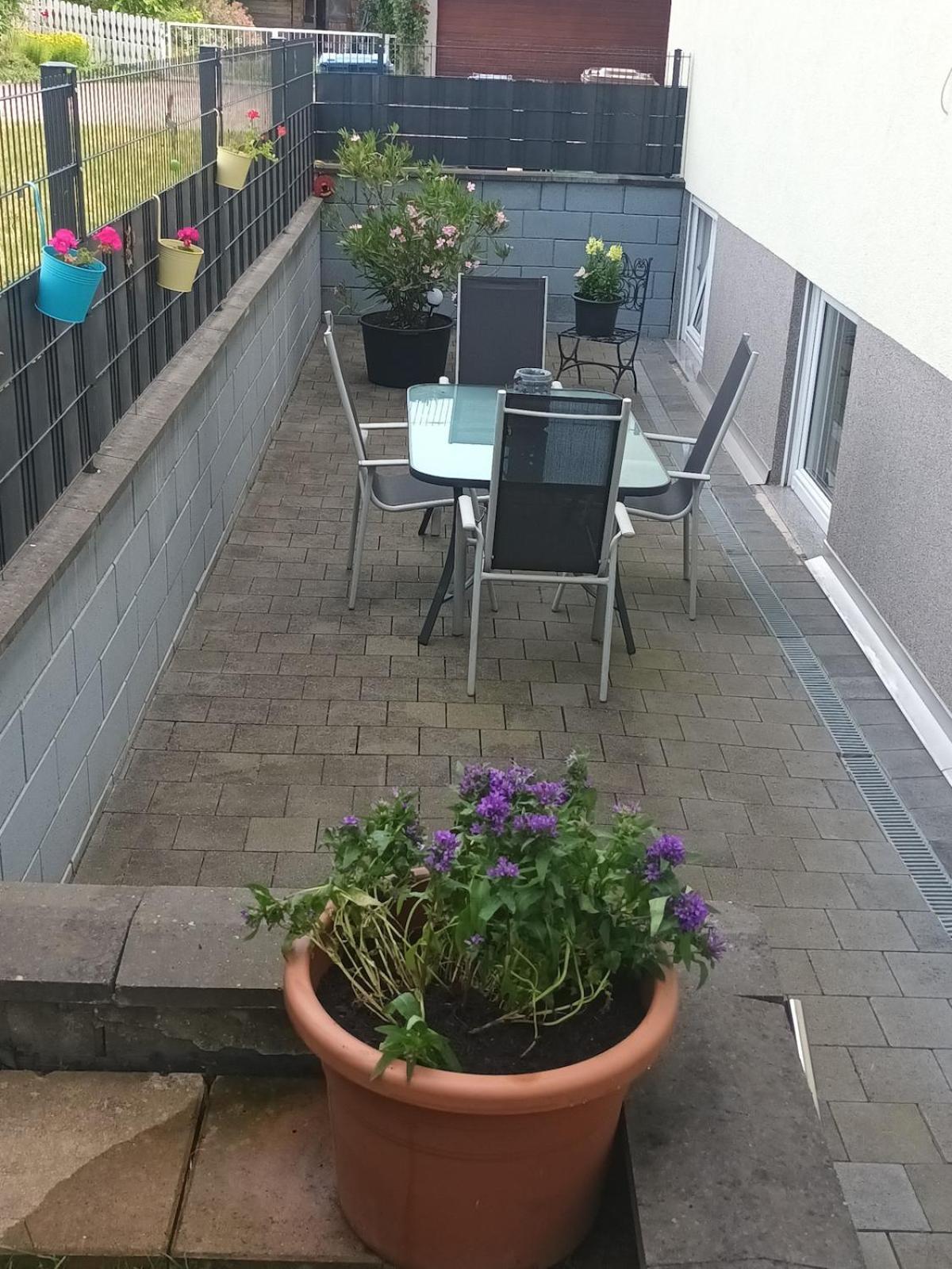 Quickstay Apartments - Ferienwohnung In Miesau Bruchmühlbach-Miesau Exterior foto